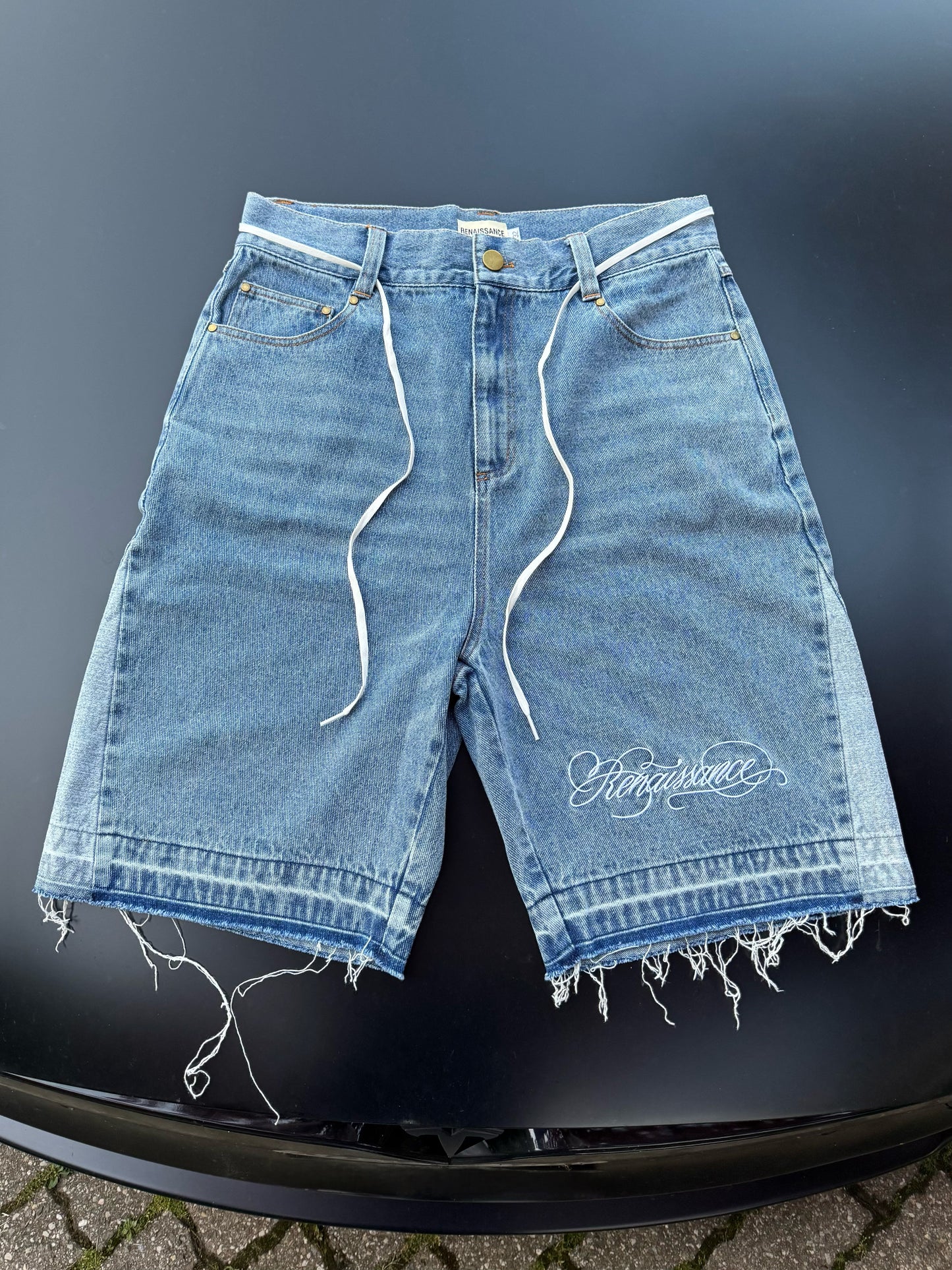 FLARED JORTS