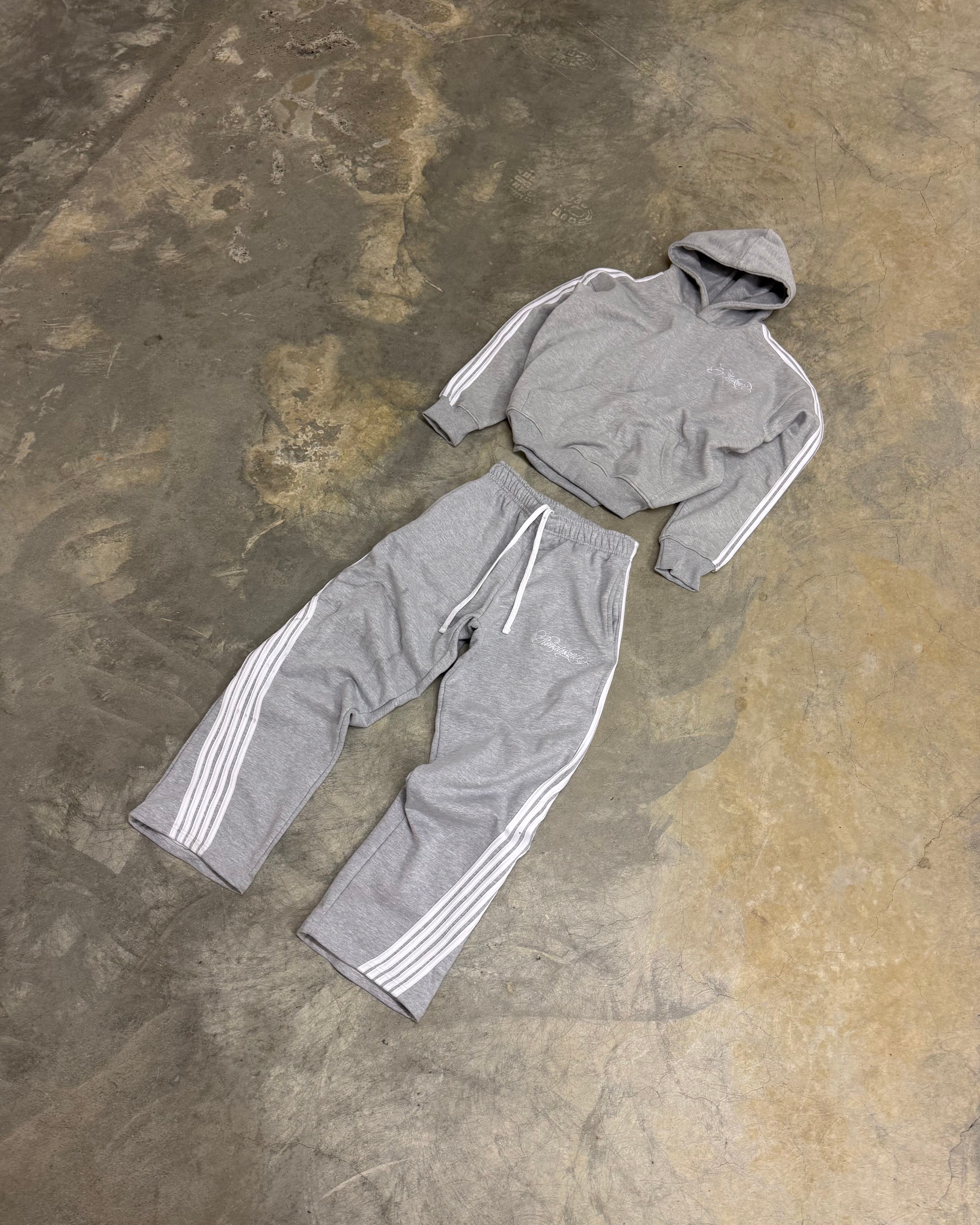 V2 SWEATPANTS